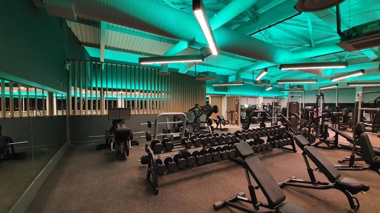 The Lensbury Resort Teddington Ngoại thất bức ảnh
